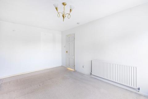 86 Davison Drive, Cheshunt, Waltham Cross, EN8 0SX