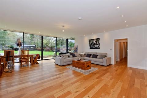 3 bedroom detached house to rent - Drift Road, Winkfield, Windsor, Berkshire, SL4