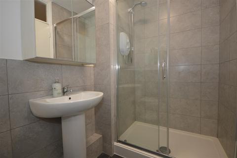 2 bedroom flat to rent - Kenilworth Court, Styvechale, Coventry