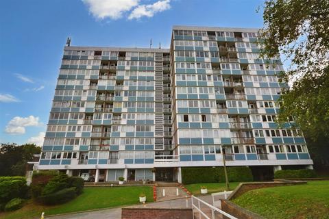 2 bedroom flat to rent - Kenilworth Court, Styvechale, Coventry