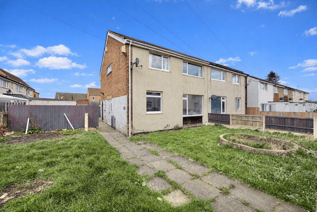 4 Bedroom Semi Detached for Sale