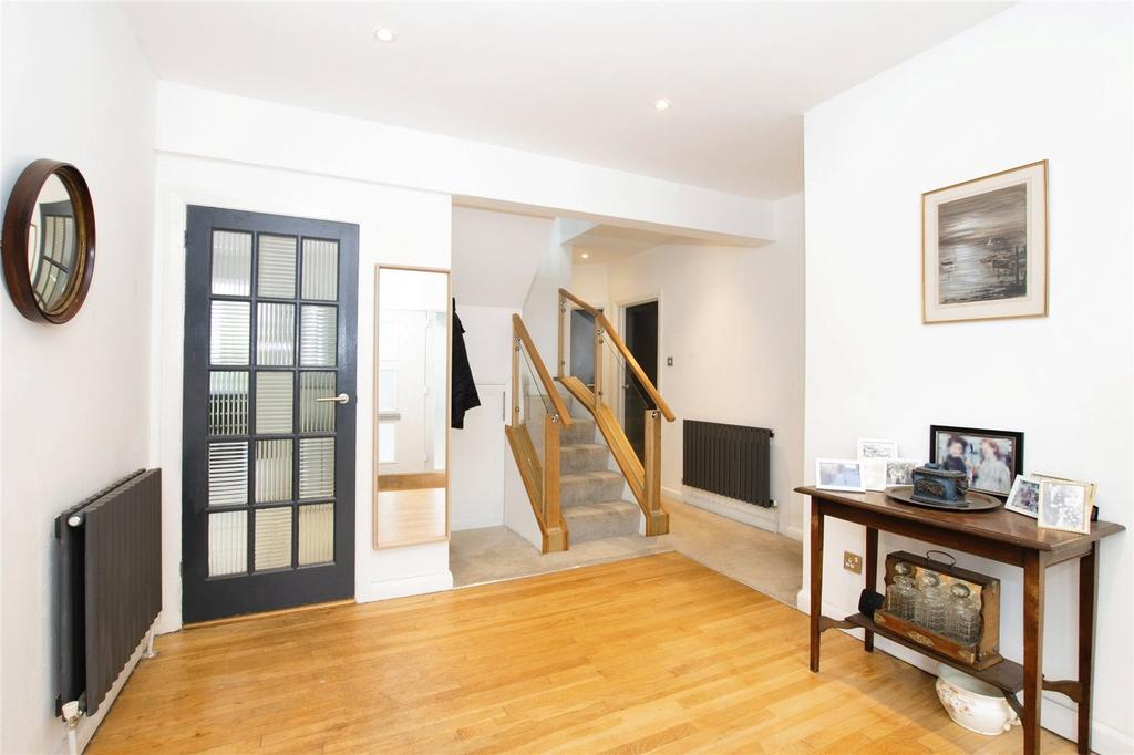 Errington Road, Ponteland, Newcastle... 5 bed detached house £580,000