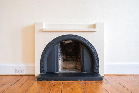 undefined, (2F3) Restalrig Road, Edinburgh, EH6