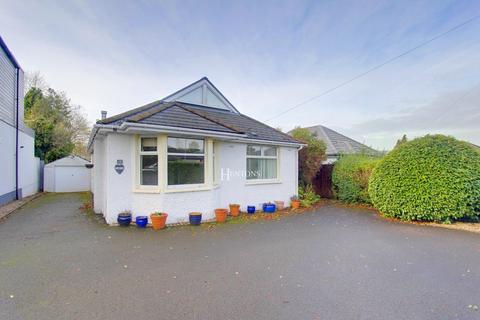 3 bedroom detached bungalow for sale - Brynawelon Road, Cyncoed, Cardiff