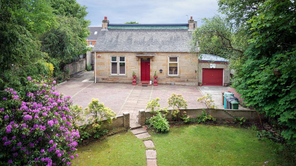 Calder Cottage Calder Avenue, Coatbridge, ML5 4JR 4 bed cottage for