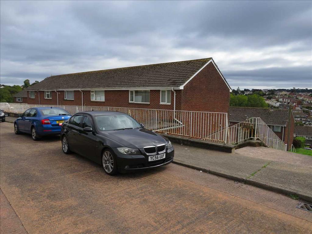 Shrewsbury Avenue, Torquay 3 bed end of terrace house £180,000