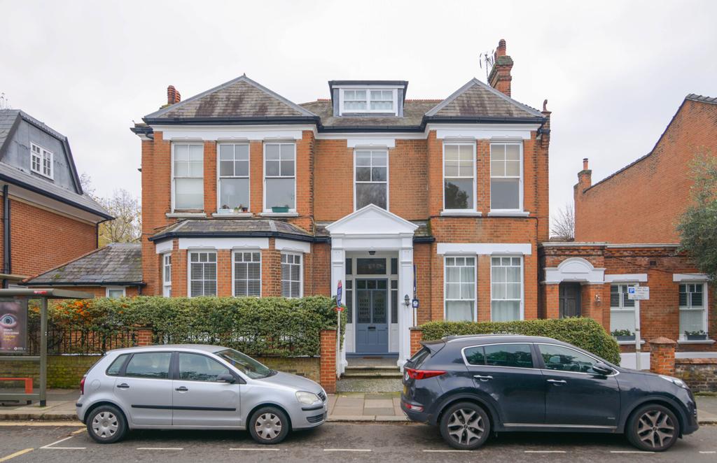 Road, Richmond, TW9 1 bed property £1,700 pcm (£392 pw)