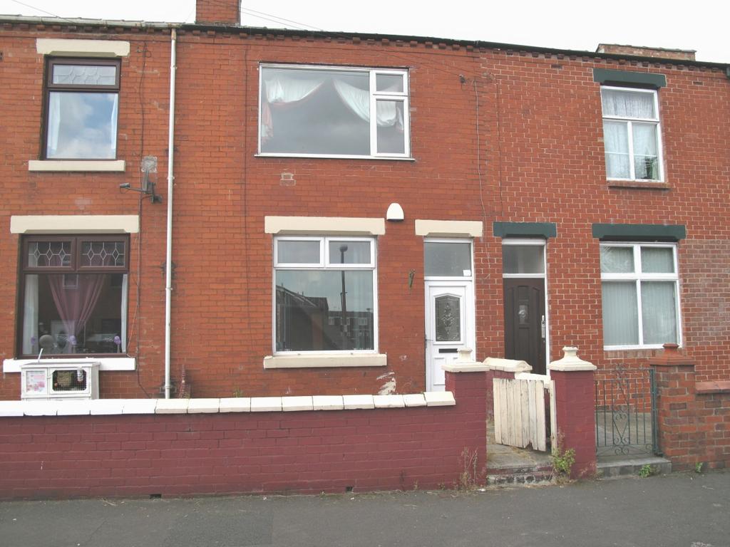 Bentham Street, Coppull, Chorley, PR7 5AR 2 bed terraced house £550