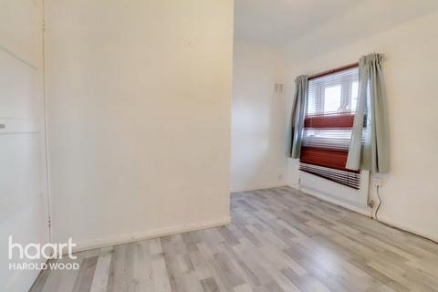 46 Stratton Road, Romford, RM3 9UD