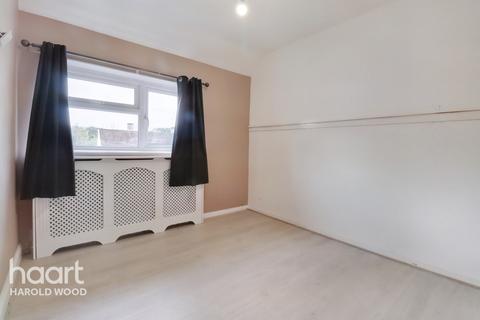 46 Stratton Road, Romford, RM3 9UD