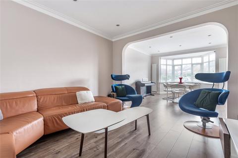 74 Linkside, London, N12 7LG