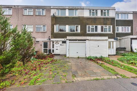 3 Jones Close, Southend-on-sea, SS2 6PF