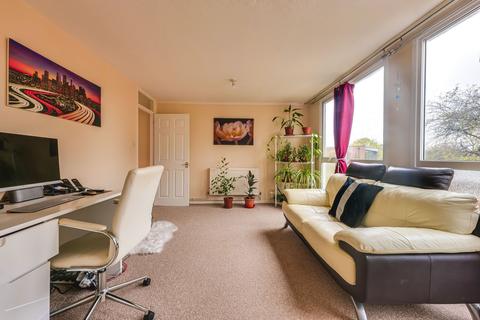 3 Jones Close, Southend-on-sea, SS2 6PF