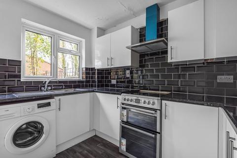 44 Hamble Drive, Aylesbury, HP21 8RZ