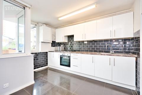 3 bedroom maisonette to rent, Old Ford Road, Bow, Victoria Park, London, E3