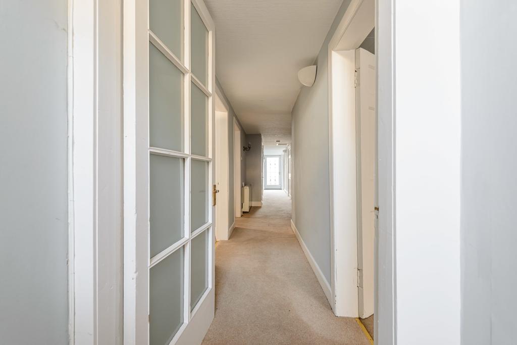 9A Walker Street, Edinburgh, EH3 7JY 2 bed flat £415,000