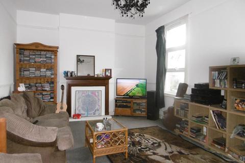 3 bedroom flat for sale, Sea Street, Herne Bay, Kent