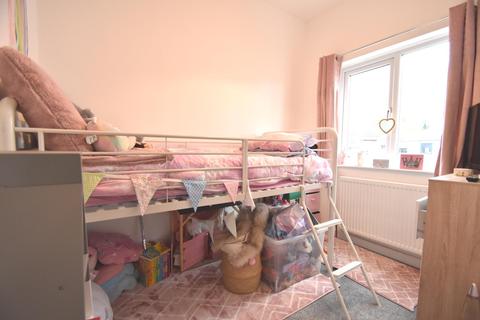 96 Pontefract Road, Featherstone, Pontefract, WF7 5AP