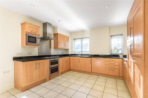 3 bedroom apartment to rent, North Park, Chalfont St. Peter, Gerrards Cross, SL9