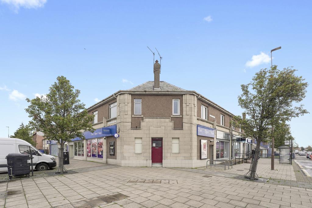 234 (1F1) Crewe Road North... 3 bed flat £180,000