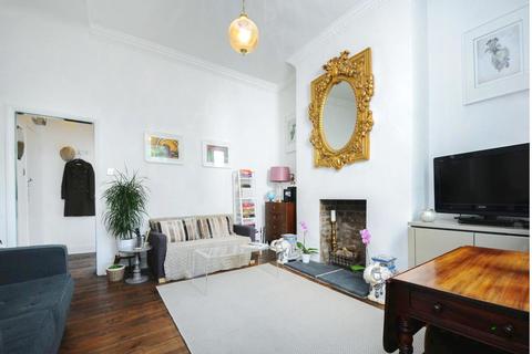 1 bedroom flat for sale - Askew Road, London