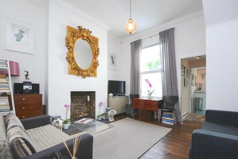 1 bedroom flat for sale - Askew Road, London