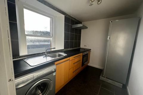 2 bedroom flat to rent, High Buckholmside, Galashiels, TD1