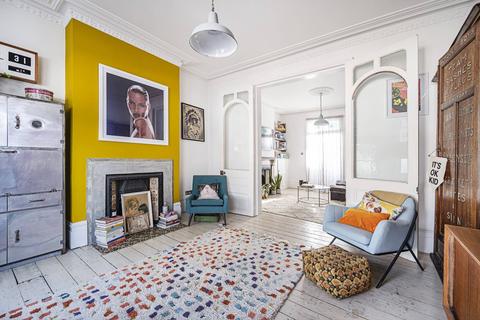 20 Thistlewaite Road, London, E5 0QQ