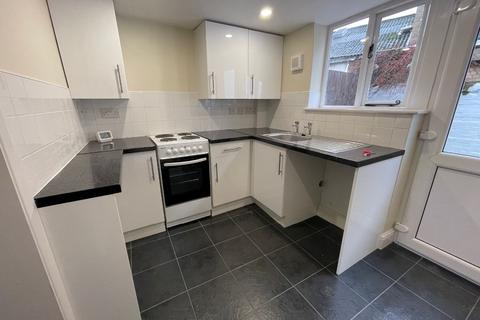 1 bedroom terraced house to rent, New Road, Spalding