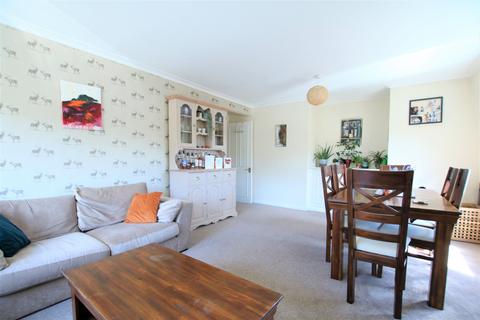 2 bedroom flat to rent, St Cross, Winchester, Part Furnished