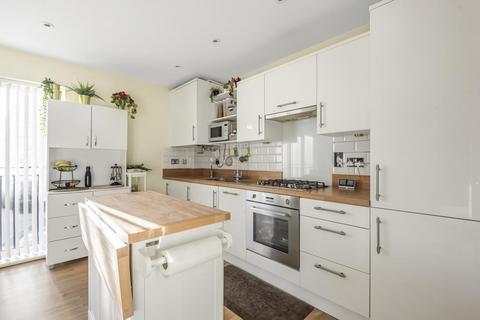 Flat 3, 3 Tidman Road, Reading, RG2 0DB