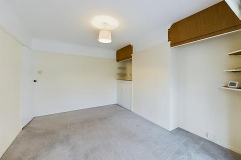 3 bedroom semi-detached house to rent, The Limes, Sawston