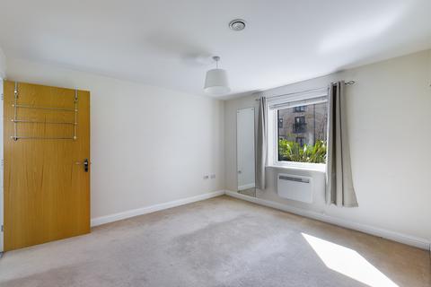 2 Unwin Square, Cambridge, CB4 2ZD