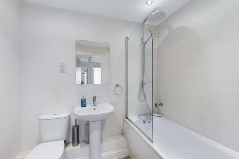 2 Unwin Square, Cambridge, CB4 2ZD