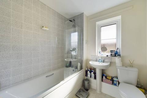 6 Squires Close, Chesterton, Cambridge, CB4 1DJ