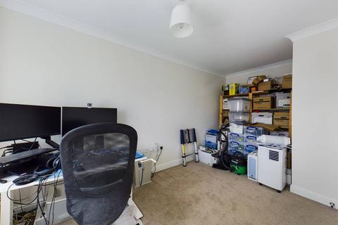 6 Squires Close, Chesterton, Cambridge, CB4 1DJ