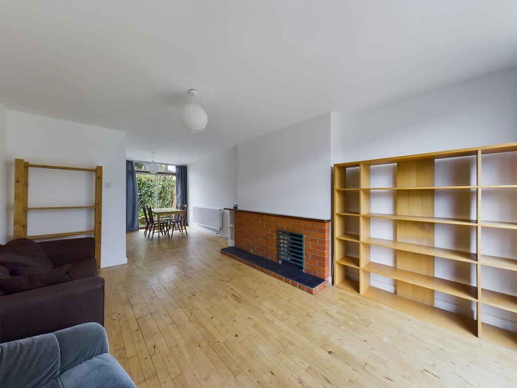 Manhattan Drive, Cambridge 3 bed terraced house £495,000