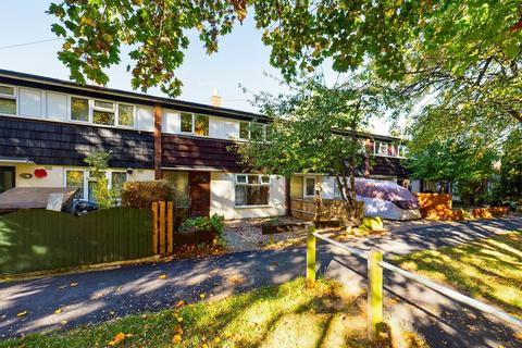 12 Lawrence Way, Cambridge, CB4 2PR