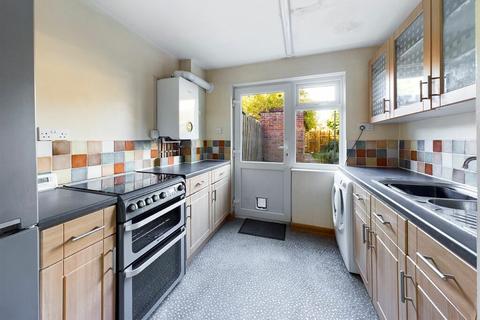 12 Lawrence Way, Cambridge, CB4 2PR