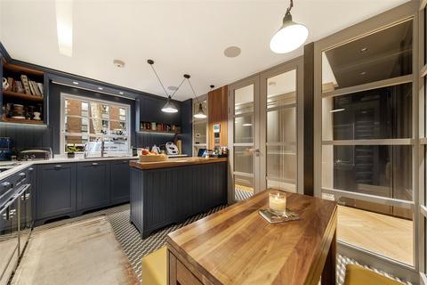 undefined, Vicarage Gate, Kensington, London