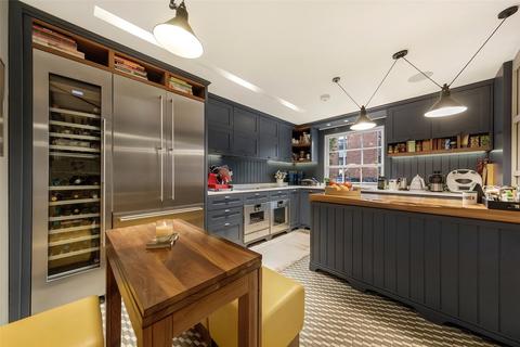 undefined, Vicarage Gate, Kensington, London