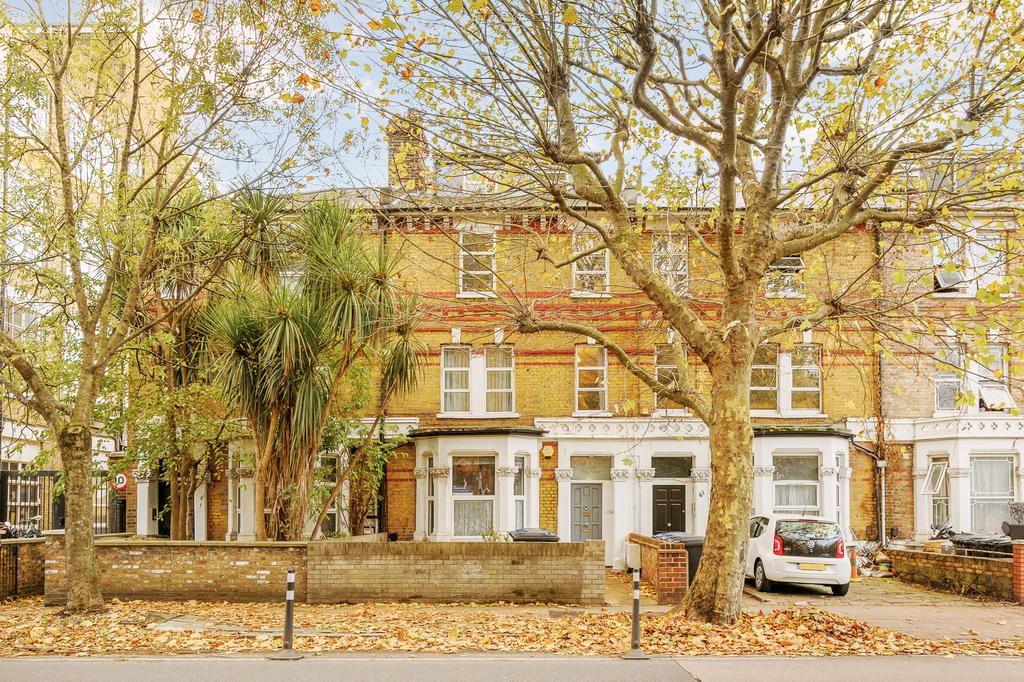 The Vale, Acton, W3 2 bed flat £575,000