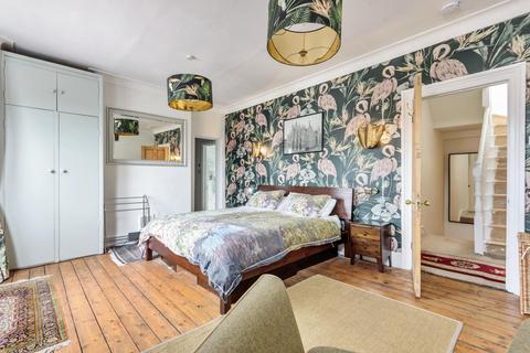 303 Ivydale Road, London, SE15 3DZ