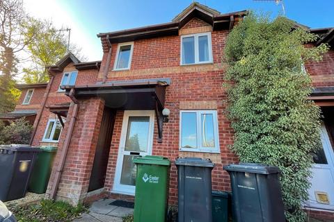 2 bedroom terraced house to rent, Halses Close, Exeter, EX4