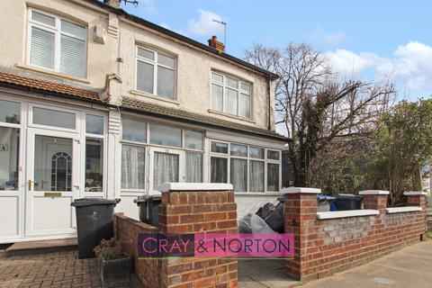 3 bedroom end of terrace house to rent, Shirley Road, Croydon, CR0