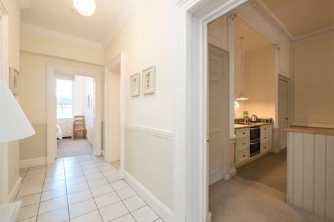2 bedroom flat to rent, Heriot Row, Edinburgh, EH3