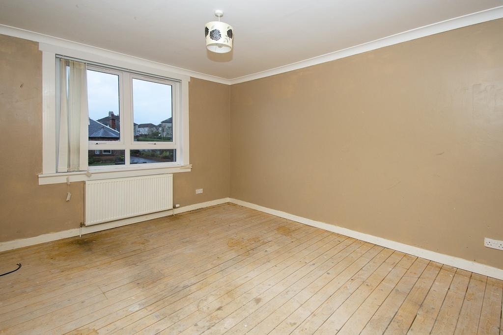 Sorn Road, Auchinleck, KA18 2 bed flat £24,995