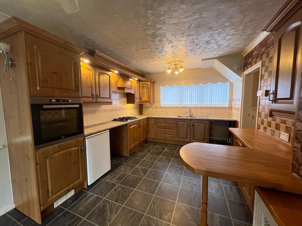 3 bed semi detached house