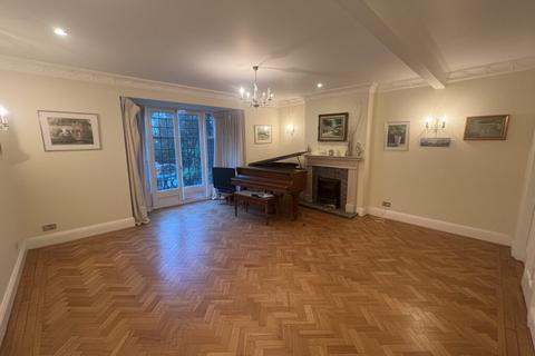 6 bedroom semi-detached house for sale, Litchfield Way, Hampstead Garden Suburb, NW11