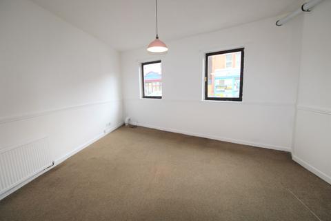 1 bedroom ground floor flat to rent - Holdenhurst Road, Bournemouth BH8